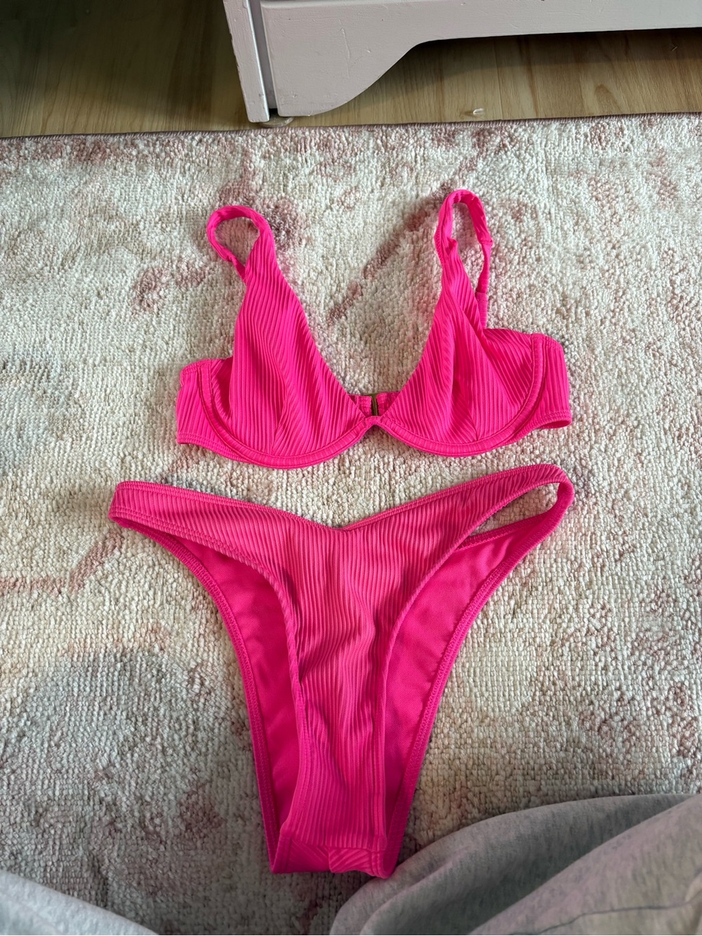 Bras